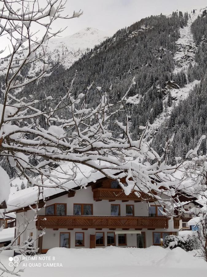 Haus Schoderbock Appartamento Sankt Leonhard im Pitztal Esterno foto