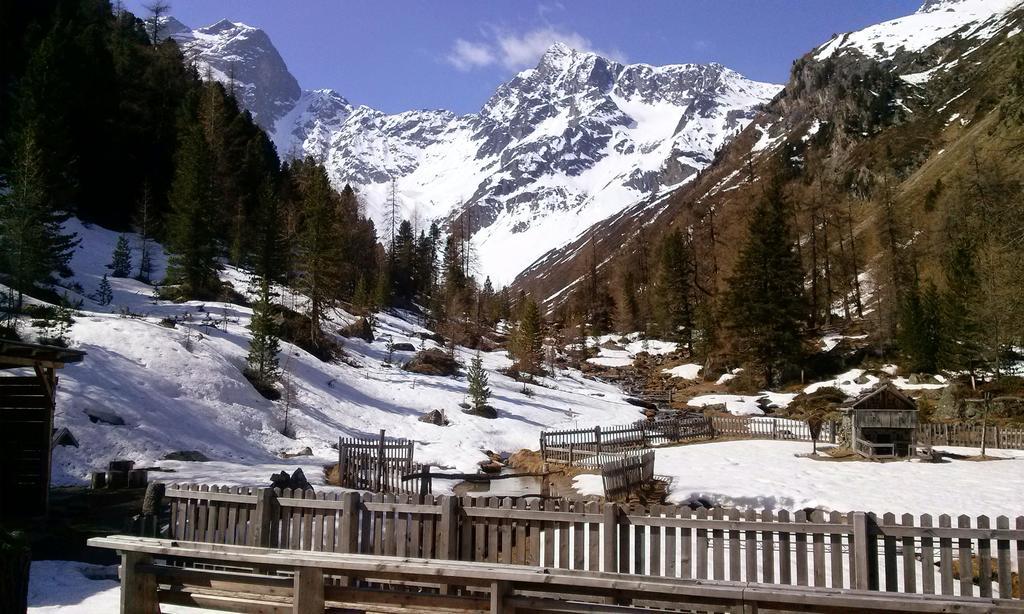 Haus Schoderbock Appartamento Sankt Leonhard im Pitztal Esterno foto