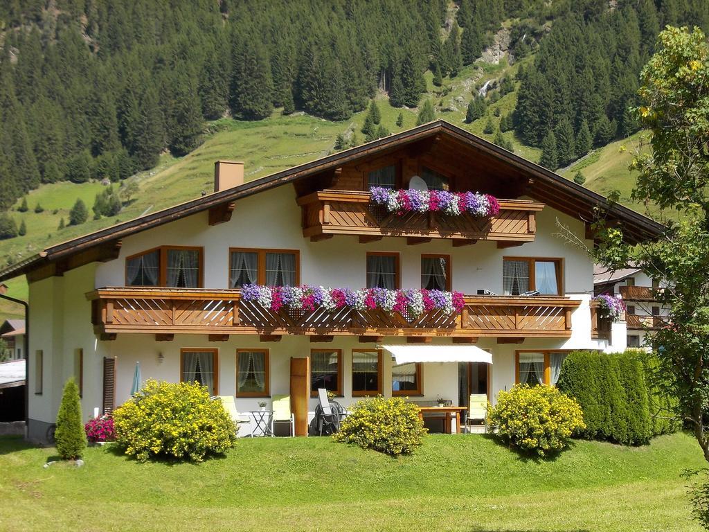 Haus Schoderbock Appartamento Sankt Leonhard im Pitztal Esterno foto