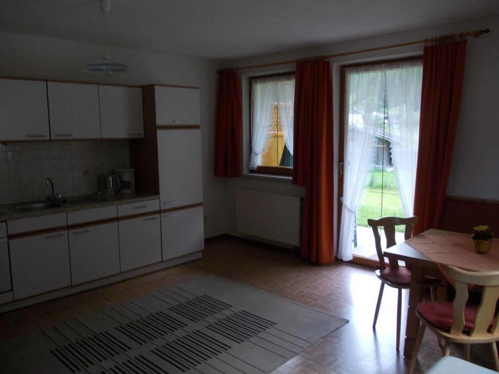 Haus Schoderbock Appartamento Sankt Leonhard im Pitztal Esterno foto