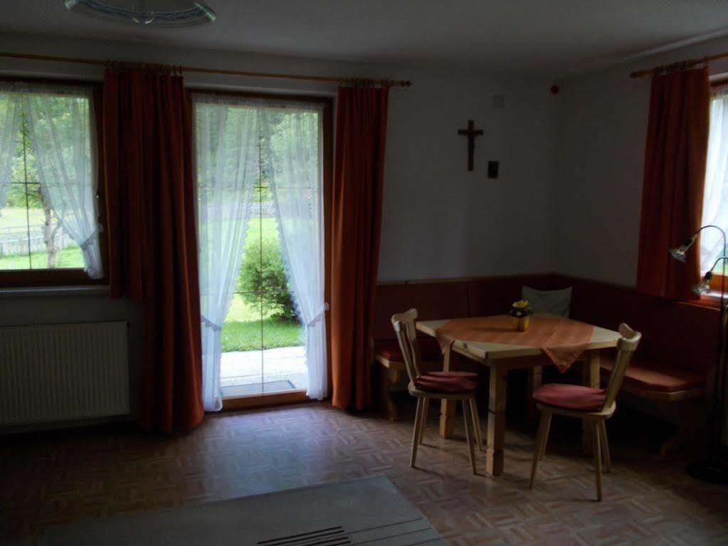 Haus Schoderbock Appartamento Sankt Leonhard im Pitztal Esterno foto