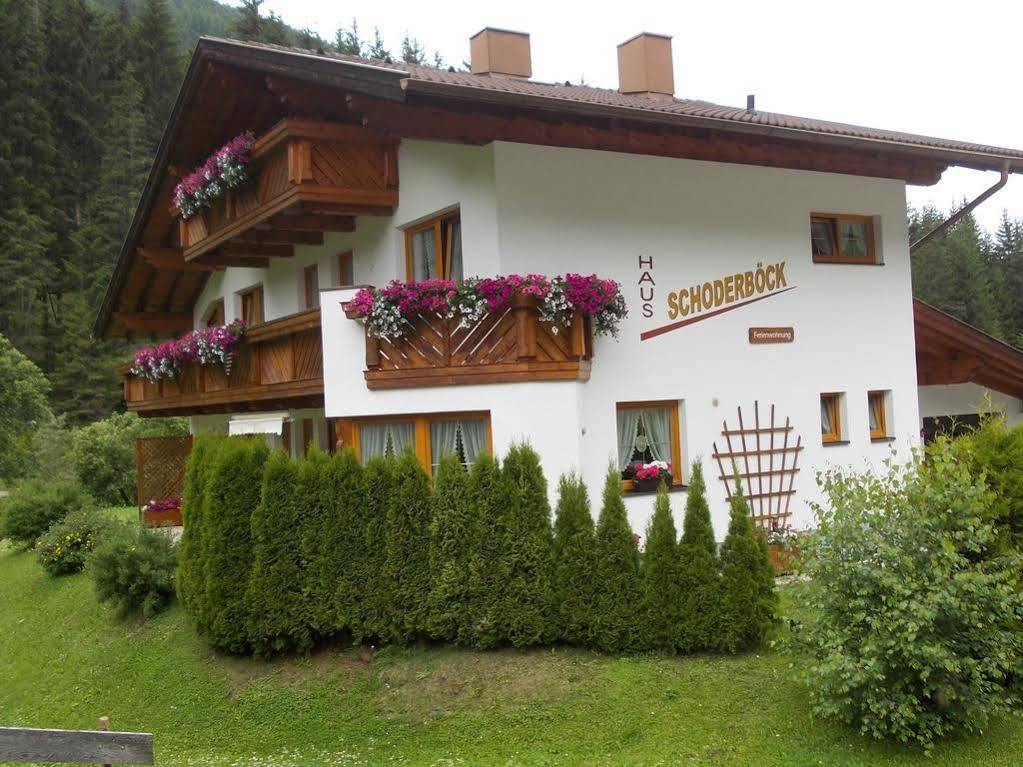 Haus Schoderbock Appartamento Sankt Leonhard im Pitztal Esterno foto